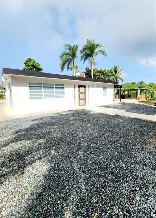16 H-25, RIO GRANDE, PR, 00745 | Card Image