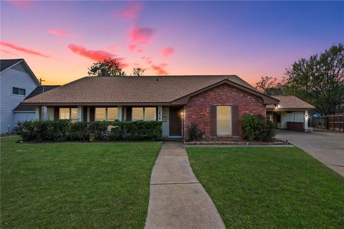2606 Melba Circle, Bryan, TX, 77802 | Card Image