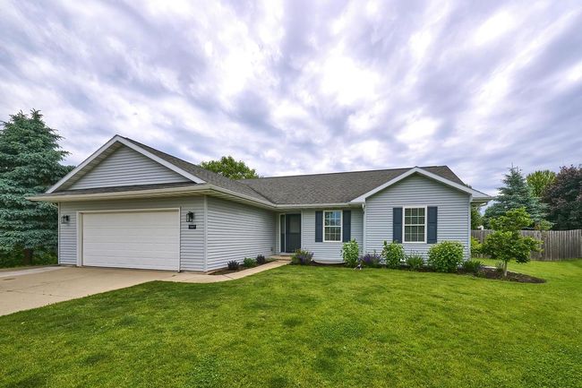 1567 Meadow Heights Circle, House other with 5 bedrooms, 3 bathrooms and null parking in FOX CROSSING WI | Image 41