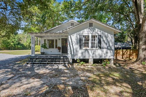15264 Hudson Krohn Rd, Biloxi, MS, 39532-9040 | Card Image