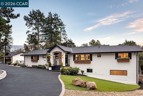 13555 Skyline Blvd, Oakland, CA, 94619-2421 | Card Image