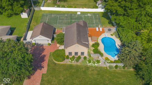 4224 River Rd, Columbus, IN, 47203-1111 | Card Image