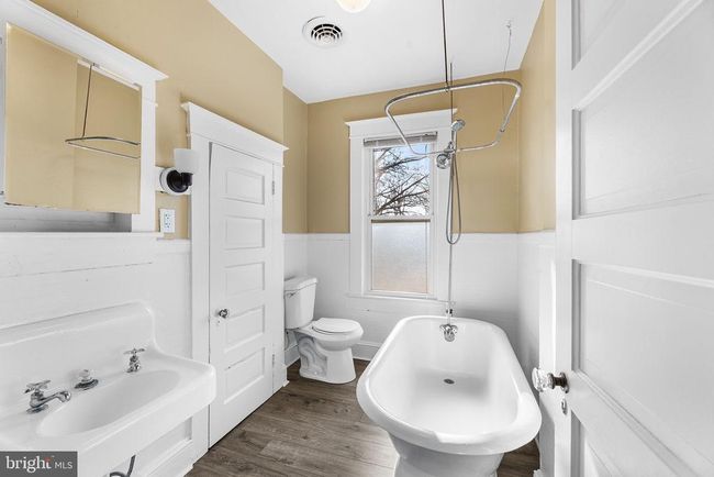 406 - 404 E Pine St, Home with 6 bedrooms, 2 bathrooms and null parking in DELMAR MD | Image 32