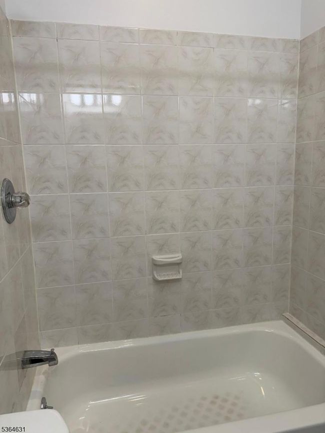 720 Boulevard E, Townhouse with 2 bedrooms, 2 bathrooms and null parking in Weehawken NJ | Image 17