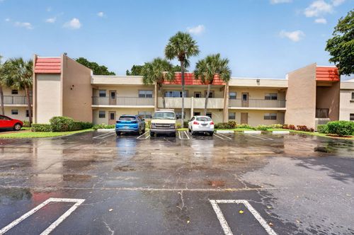 212-2800 Fiore Way, Delray Beach, FL, 33445-8743 | Card Image