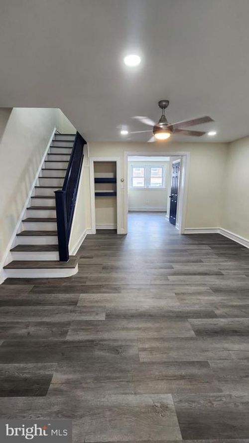 211 Wright Ave, DARBY, PA, 19023-2328 | Card Image