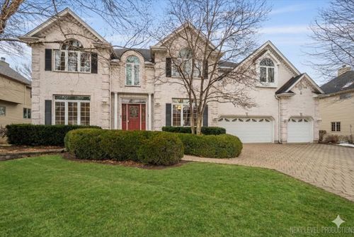 884 Twin Elms Ln, Batavia, IL, 60510-8992 | Card Image