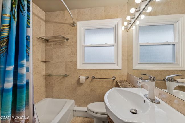 206 Beach Ave, House other with 5 bedrooms, 3 bathrooms and null parking in Leonardo NJ | Image 39