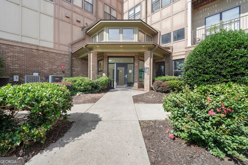 1105-898 Oak St Sw, Atlanta, GA, 30310-1962 | Card Image