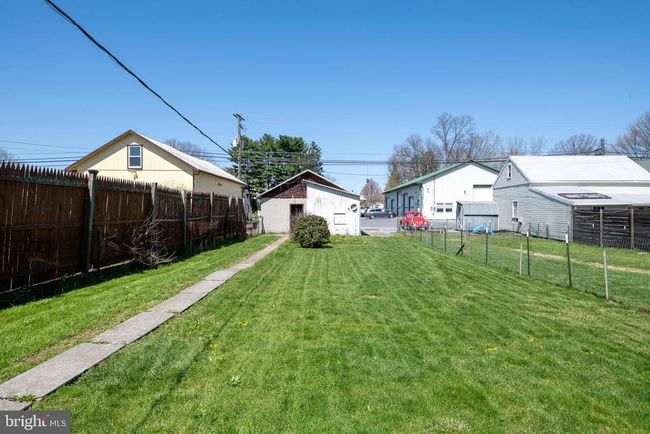 332 W High St, House other with 4 bedrooms, 2 bathrooms and null parking in MANHEIM PA | Image 28