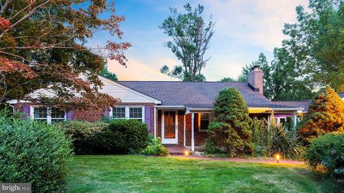 1822 Foulk Rd, WILMINGTON, DE, 19810-3713 | Card Image