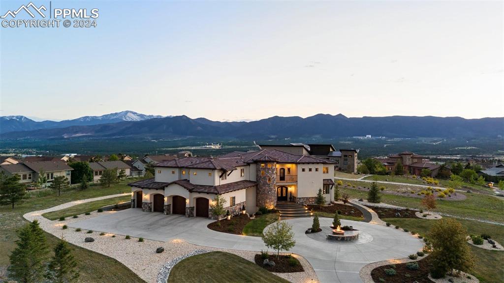 Vine Cliff Hts, Colorado Springs, CO 80921