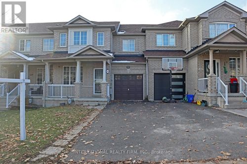 340 Flagstone Way, Newmarket, ON, L3X2R8 | Card Image