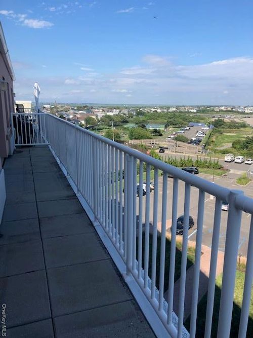 apt-6f-2 Richmond Rd, Lido Beach, NY, 11561-4850 | Card Image