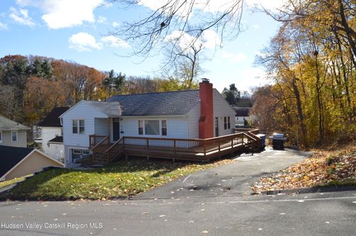 44 Wood St, Kingston, NY, 12401-4064 | Card Image