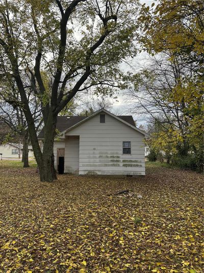 1608 E Kathleen Street, House other with 2 bedrooms, 1 bathrooms and null parking in Sikeston MO | Image 3