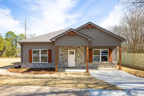 2116 6th Ave, Phenix City, AL, 36867-4767 | Card Image