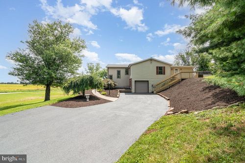 2530 Mill Creek Rd, DOVER, PA, 17315-2026 | Card Image
