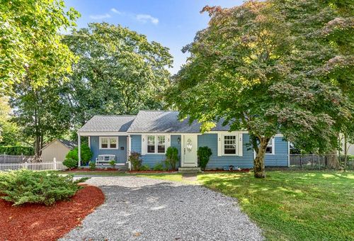 3 Kenmore Ct, Barrington, RI, 02806-1222 | Card Image