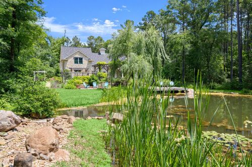 129 Stagecoach Cir, Huntsville, TX, 77340-1013 | Card Image