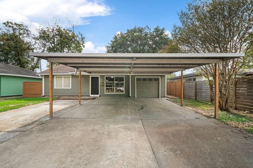 6523 Underhill St, Houston, TX, 77092-4738 | Card Image