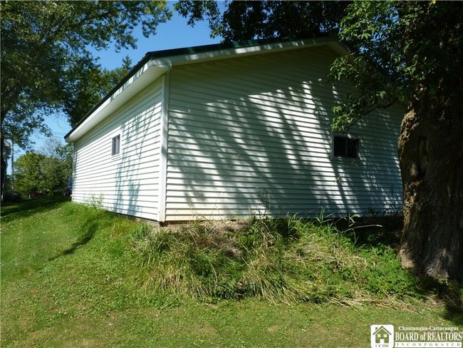 Southside of the garage | Image 34