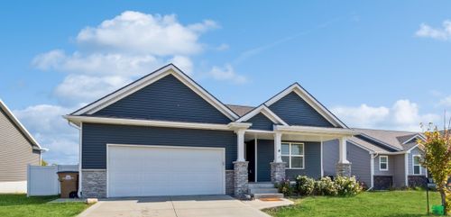 521 Shiloh Rose Parkway Nw, Bondurant, IA, 50035 | Card Image