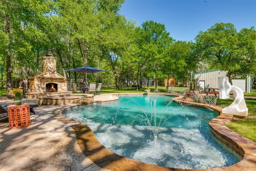 711 Majestic Oaks Dr, Oak Point, TX, 75068-3076 | Card Image