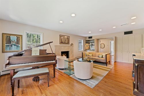 50 Burnside Dr, Hastings On Hudson, NY, 10706-3013 | Card Image