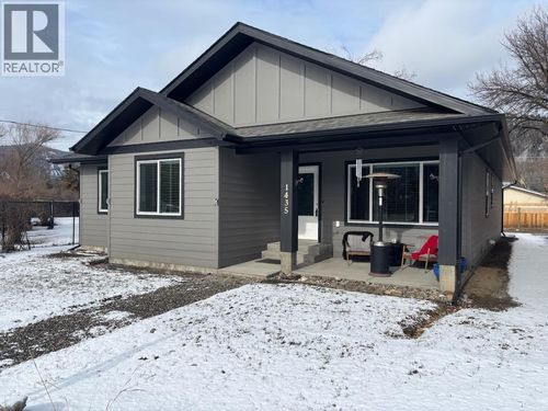 1435 72nd Ave, Grand Forks, BC, V0H | Card Image