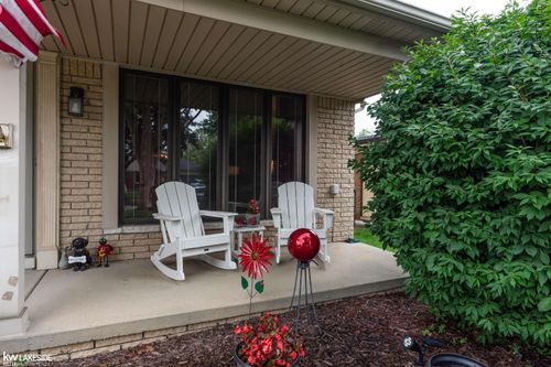 13335 Montego Dr, Sterling Heights, MI, 48312-3356 | Card Image