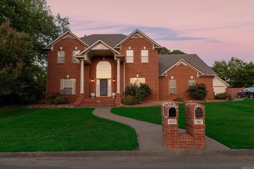 1810 Royal Dr, Conway, AR, 72034-7345 | Card Image