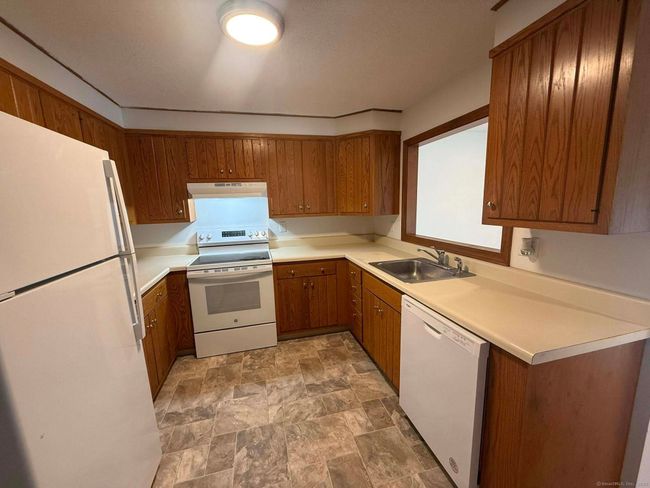 45 - 45 Brookside Vlg, Condo with 2 bedrooms, 2 bathrooms and null parking in Enfield CT | Image 22