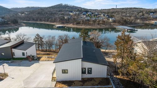 31-47 Old Oakhill, Reeds Spring, MO, 65737-4235 | Card Image