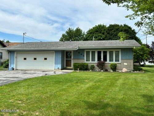 1045 Bellaire Ave, Bryan, OH, 43506-2403 | Card Image