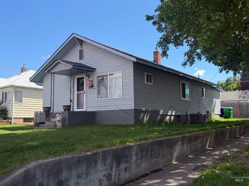 1602 14th Ave, Lewiston, ID, 83501-3612 | Card Image
