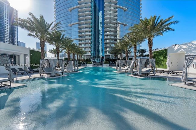 UNIT-909 - 851 Ne 1 St Ave, Condo with 3 bedrooms, 3 bathrooms and null parking in Miami FL | Image 12