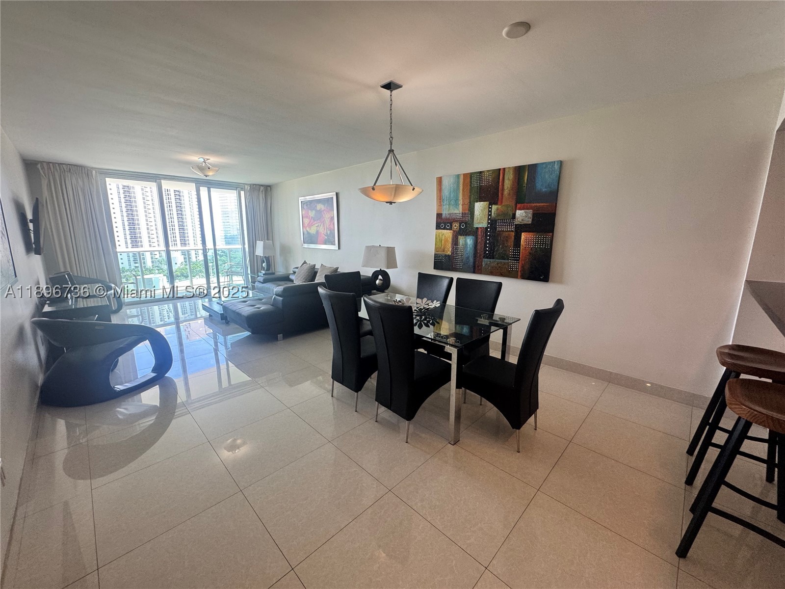 Residential in Sunny Isles Beach 3