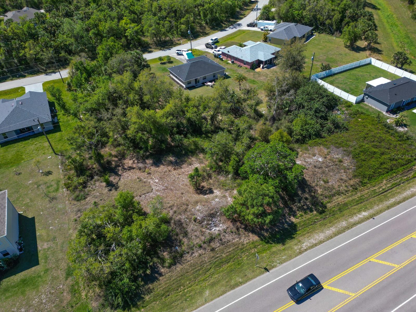 Land in NORTH PORT 3