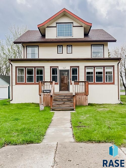 327 W Main St Street, Luverne, MN, 56156 | Card Image