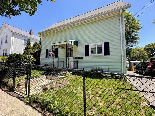 27 Flint St, Lynn, MA, 01905-1808 | Card Image