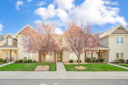 302 Meridian St, Lynchburg, VA, 24502-5225 | Card Image