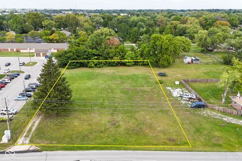 9020 E 16th St, Indianapolis, IN, 46229-2002 | Card Image