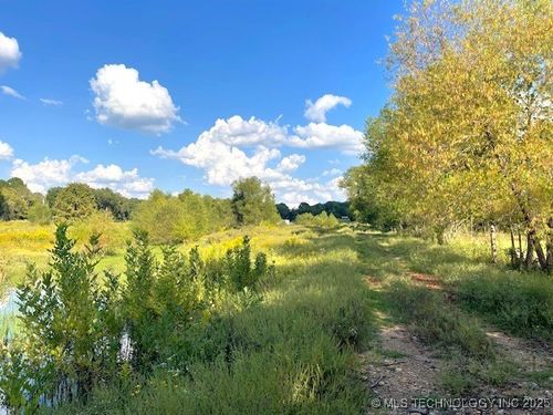 1250 Elder Branch Rd, Hackett, AR, 72937-4416 | Card Image