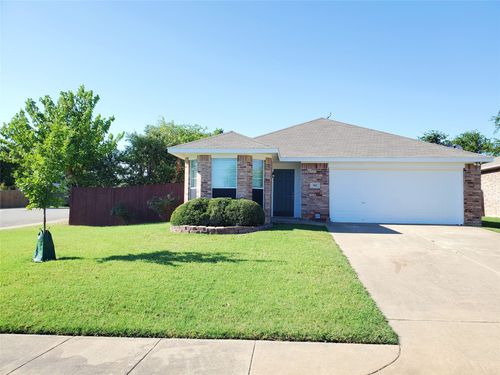 501 Troxell Blvd, Rhome, TX, 76078-4438 | Card Image