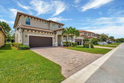 6873 Langdon Way, House other with 5 bedrooms, 4 bathrooms and null parking in Lake Worth FL | Image 3