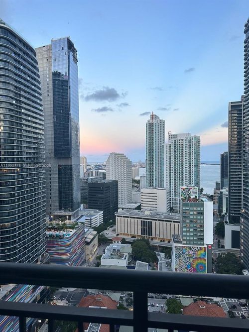 apt-3208-999 Sw 1st Ave, Miami, FL, 33130-3495 | Card Image