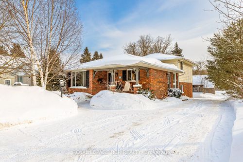 95 Amaranth St E, Grand Valley, ON, L9W5L4 | Card Image