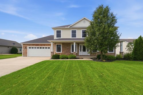 1715 Wildwood Ct, Wapakoneta, OH, 45895-7370 | Card Image