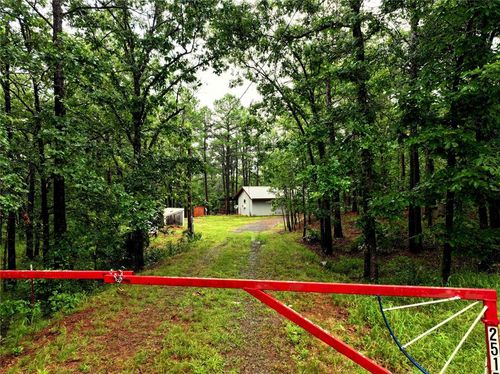 25150 Rabbit Hollow Lane, Hodgen, OK, 74937 | Card Image